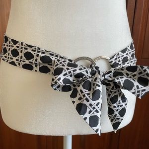 Unique Geometric Pattern Fabric Sash/Belt - Black and White